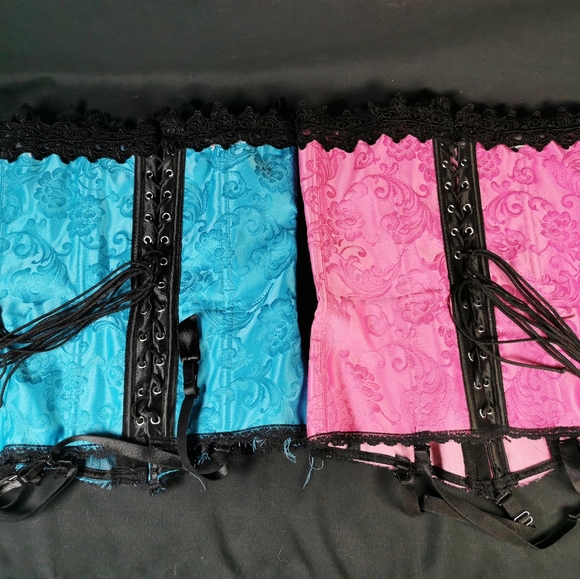 Fredericks of Hollywood corsets - Picture 3 of 5